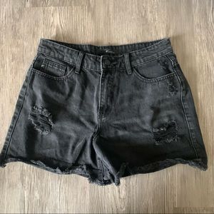 KanCan Distressed Jean Shorts Black Size Medium